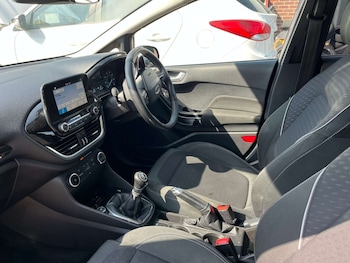 Used Ford Fiesta 2018 for sale - 78908795: Photo
