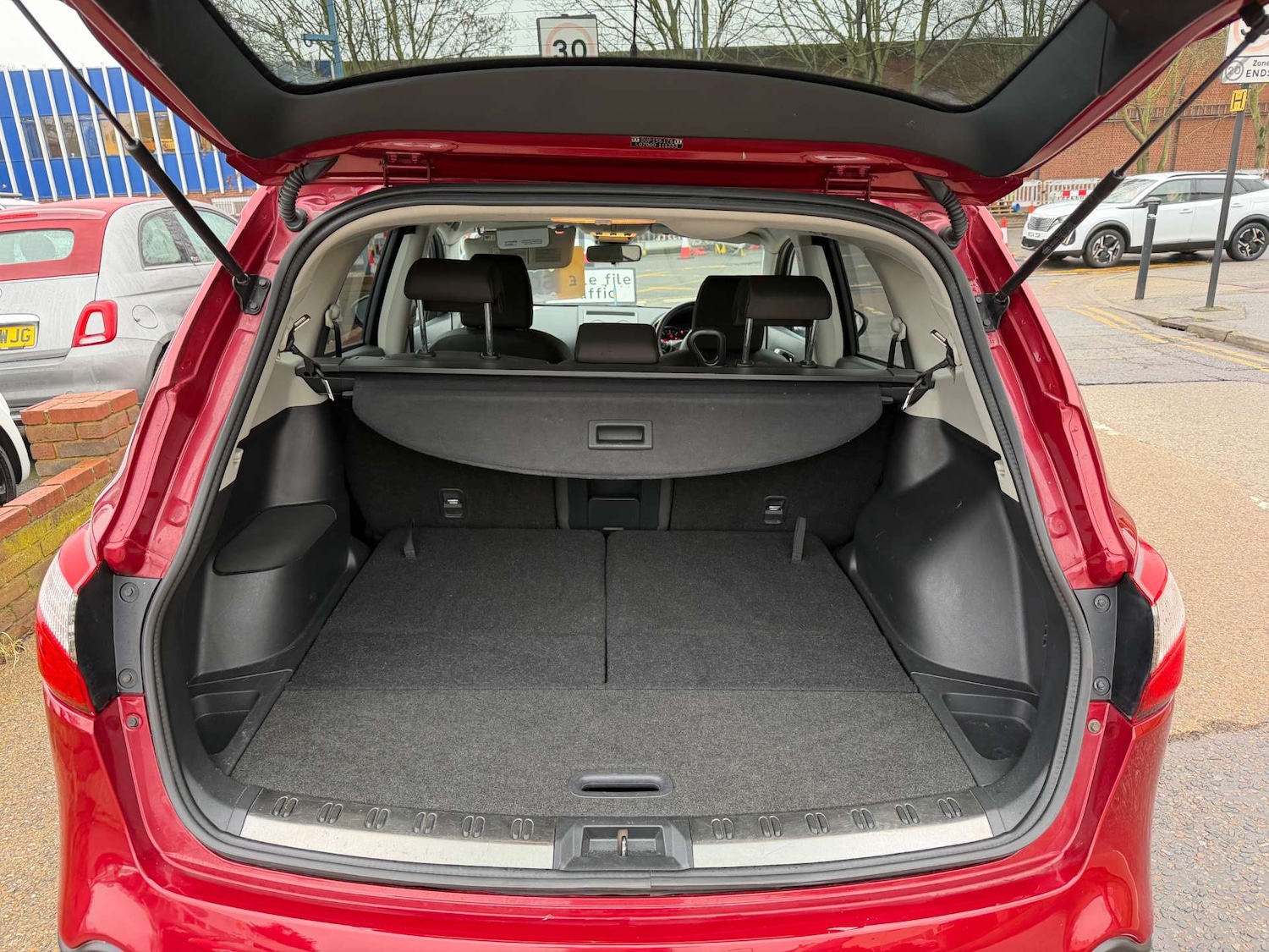 Used Nissan Qashqai 2011 for sale - 77094956: Photo 16