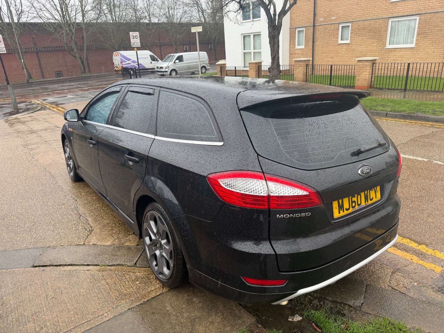 Used Ford Mondeo 2010 for sale - 77780965: Photo 6