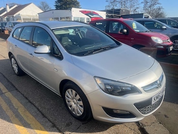 Vauxhall - Astra