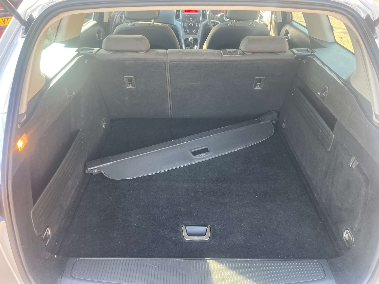 Used Vauxhall Astra 2013 for sale - 76600814: Photo 9