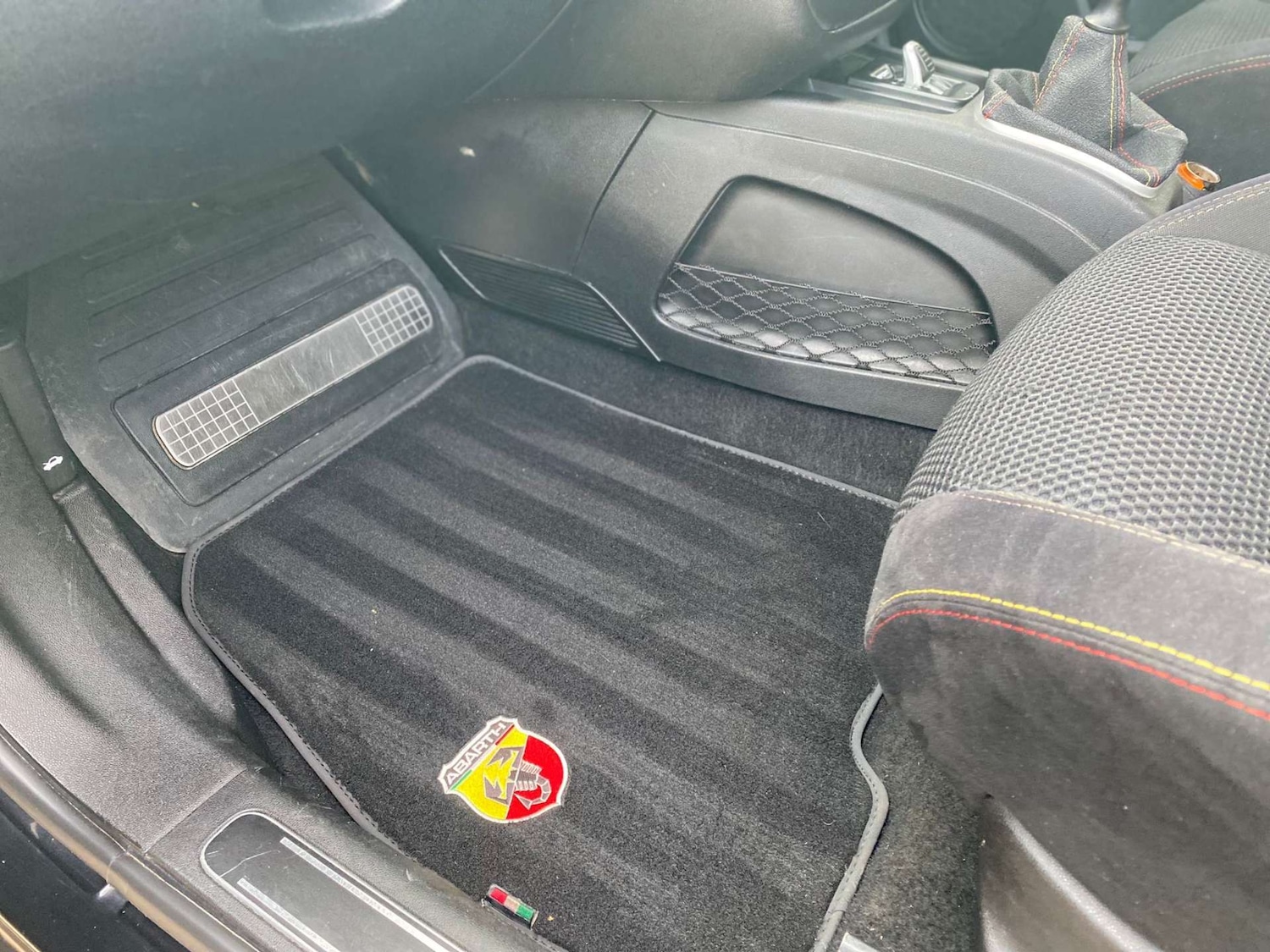 Used Abarth Punto Evo 2011 for sale - 77567348: Photo 10