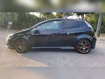 Used Abarth Punto Evo 2011 for sale - 77567348: Photo