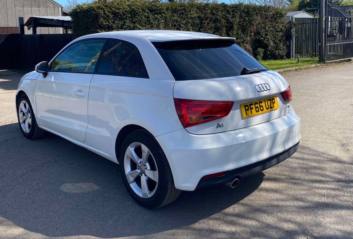 Used Audi A1 2016 for sale - 77564307: Photo 2