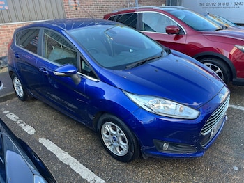 Used Ford Fiesta 2015 for sale - 77469925: Photo