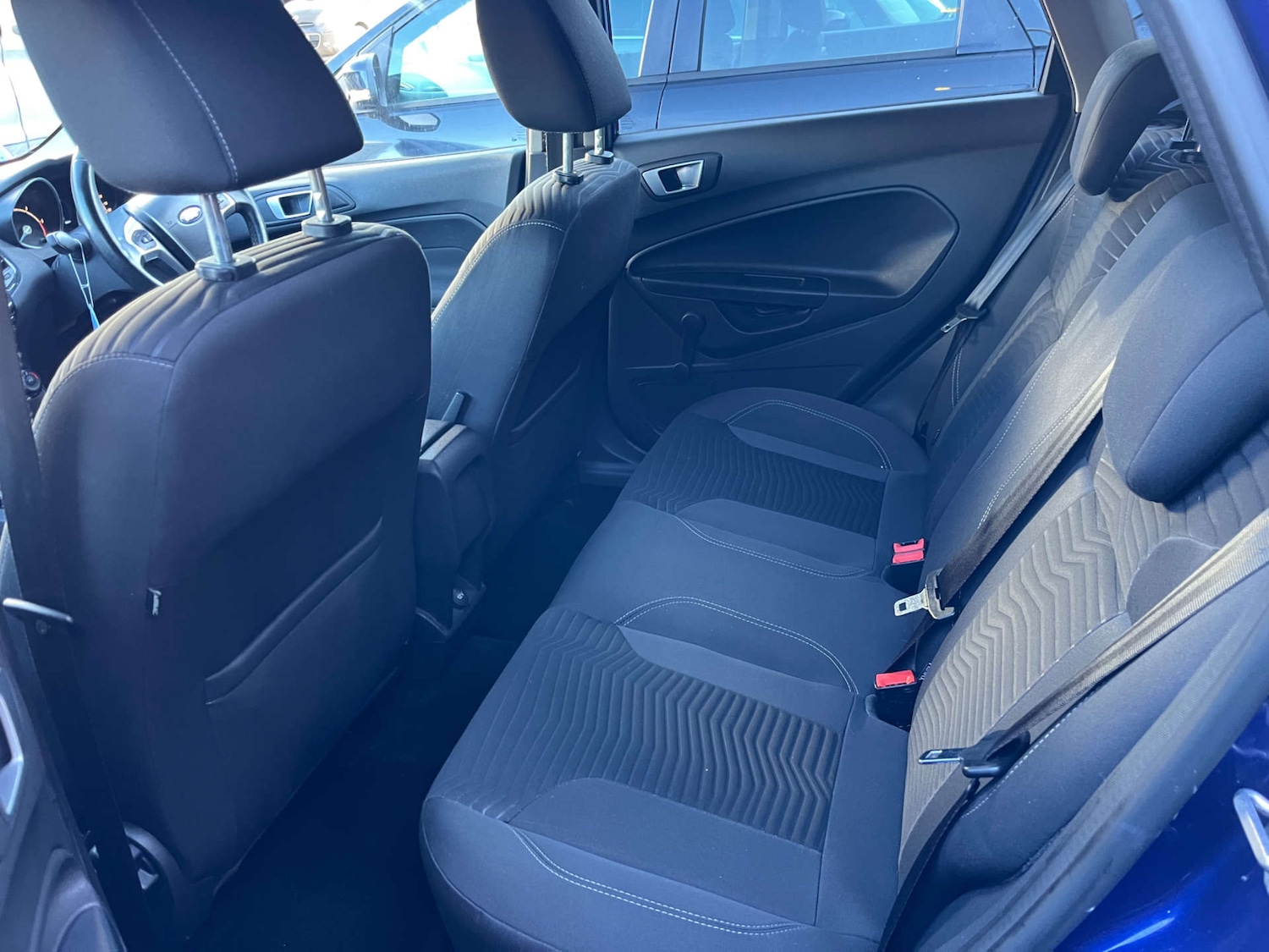 Used Ford Fiesta 2015 for sale - 77469925: Photo 4