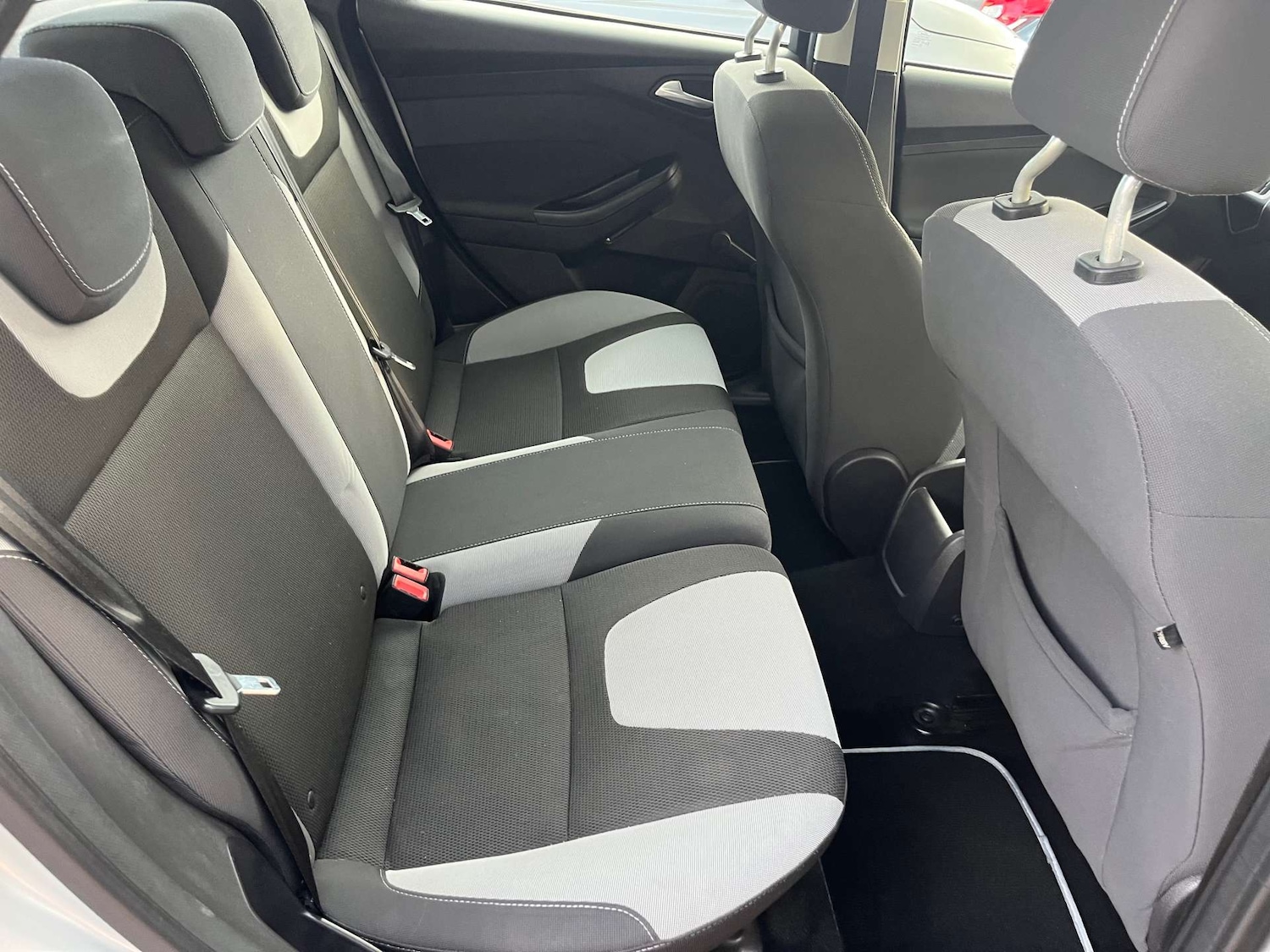 Used Ford Focus 2013 for sale - 76602122: Photo 15