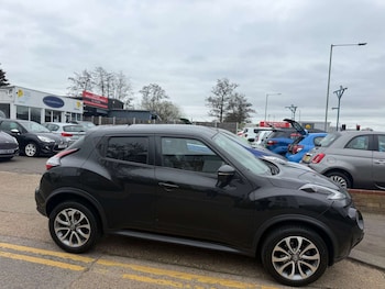 Used Nissan Juke 2018 for sale - 77990040: Photo