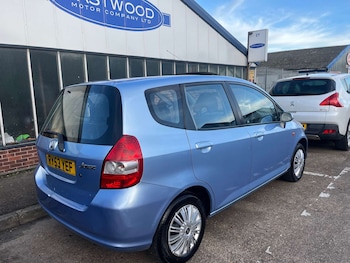 Used Honda Jazz 2003 for sale - 77312211: Photo