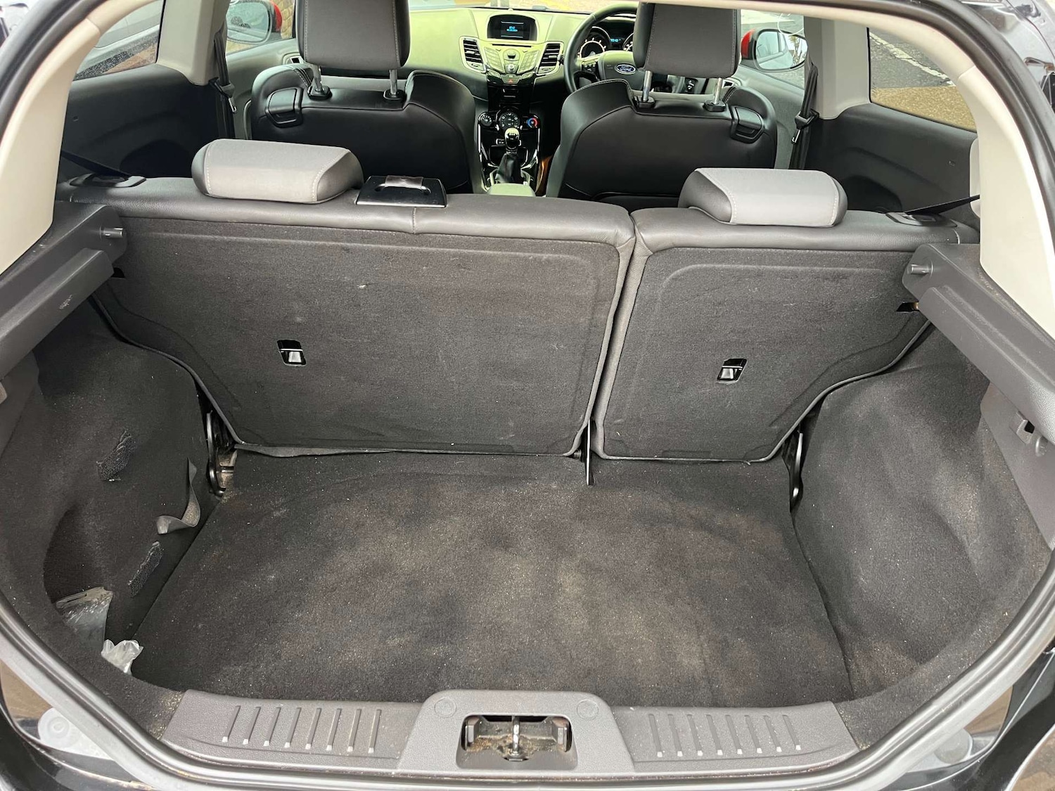 Used Ford Fiesta 2014 for sale - 76601443: Photo 18