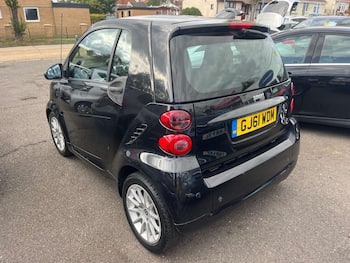 Used smart fortwo 2011 for sale - 79765784: Photo
