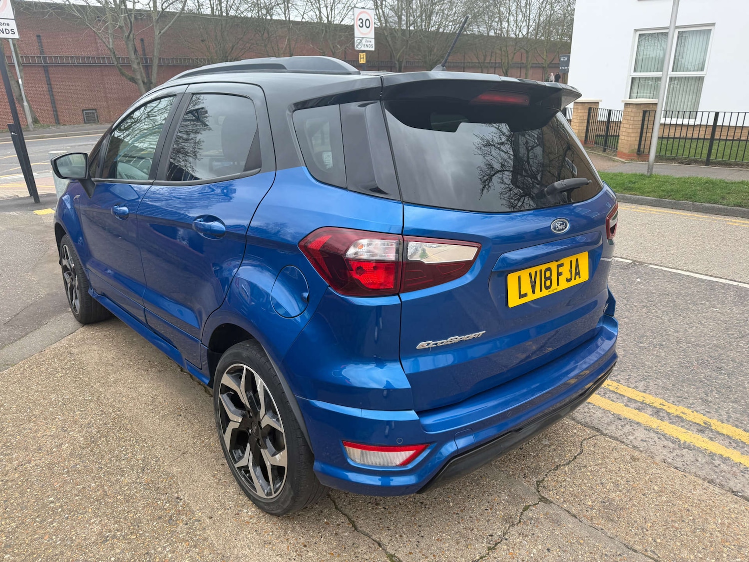 Used Ford Ecosport 2018 for sale - 77639571: Photo 4