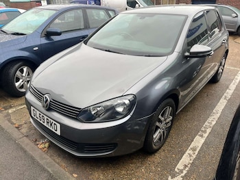 Used Volkswagen Golf 2009 for sale - 76393361: Photo