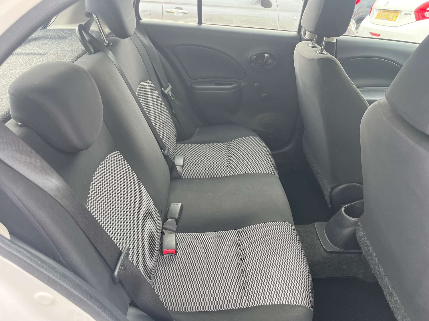 Used Nissan Micra 2014 for sale - 76602083: Photo 16