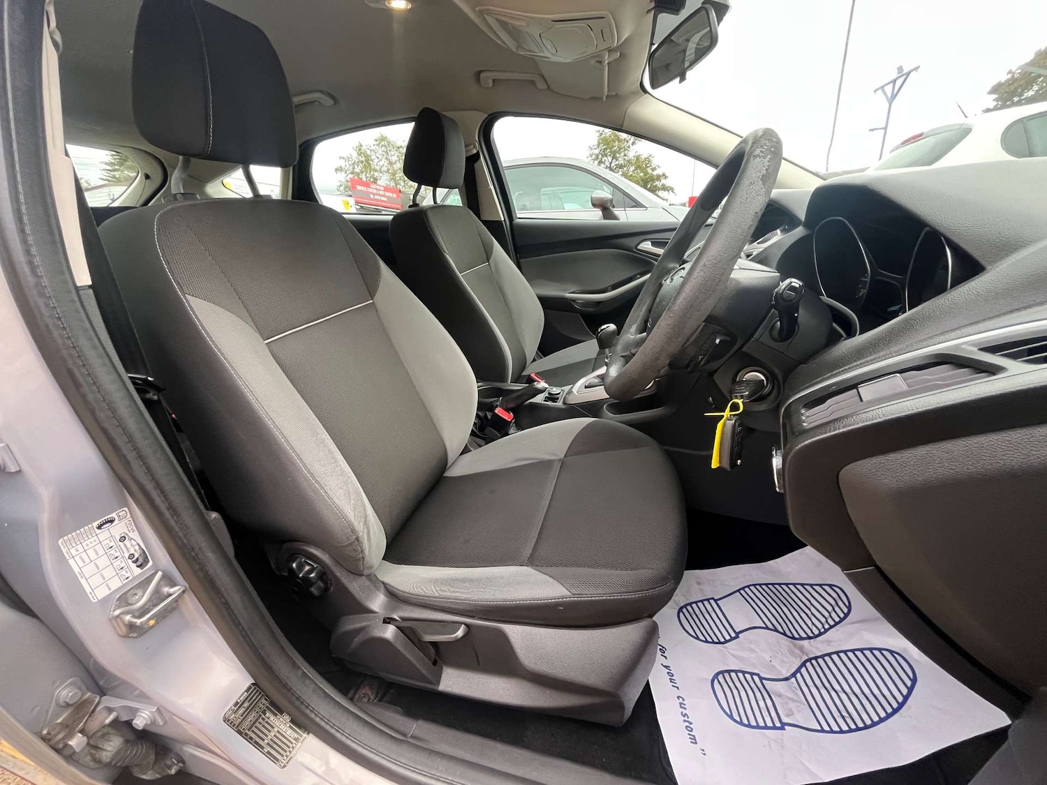 Used Ford Focus 2011 for sale - 76602147: Photo 14