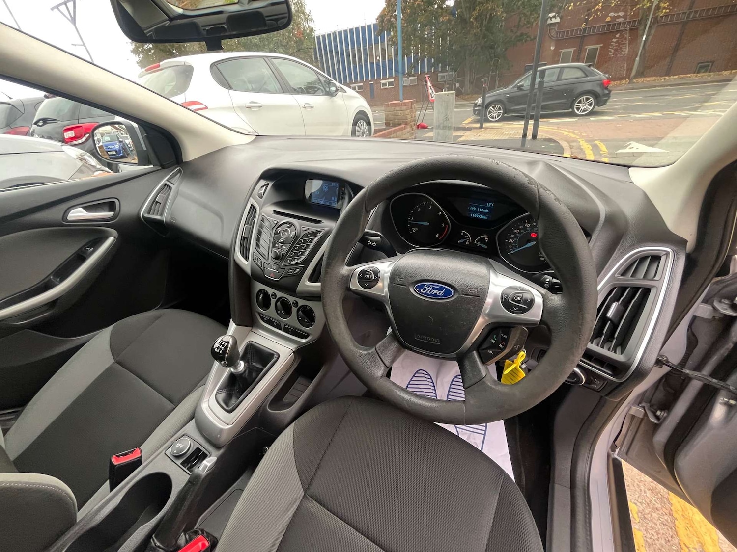 Used Ford Focus 2011 for sale - 76602147: Photo 15