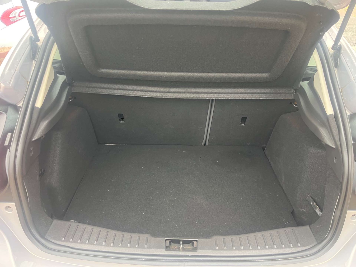 Used Ford Focus 2011 for sale - 76602147: Photo 19