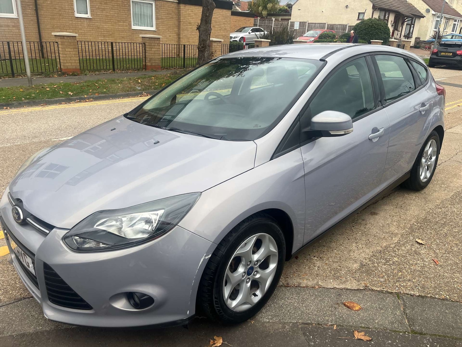 Used Ford Focus 2011 for sale - 76602147: Photo 3