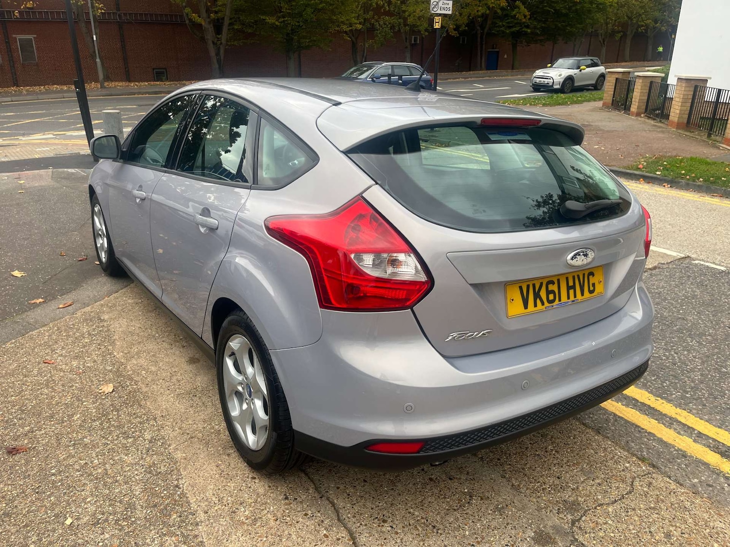 Used Ford Focus 2011 for sale - 76602147: Photo 4