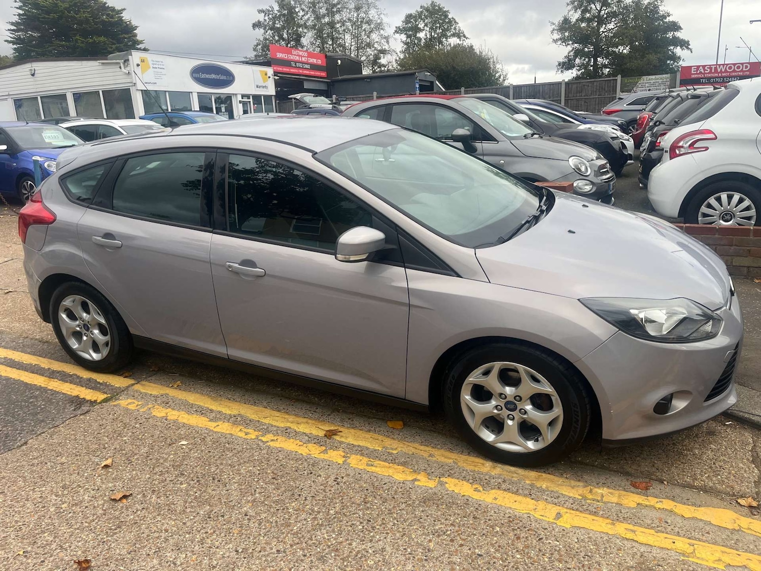 Used Ford Focus 2011 for sale - 76602147: Photo 7