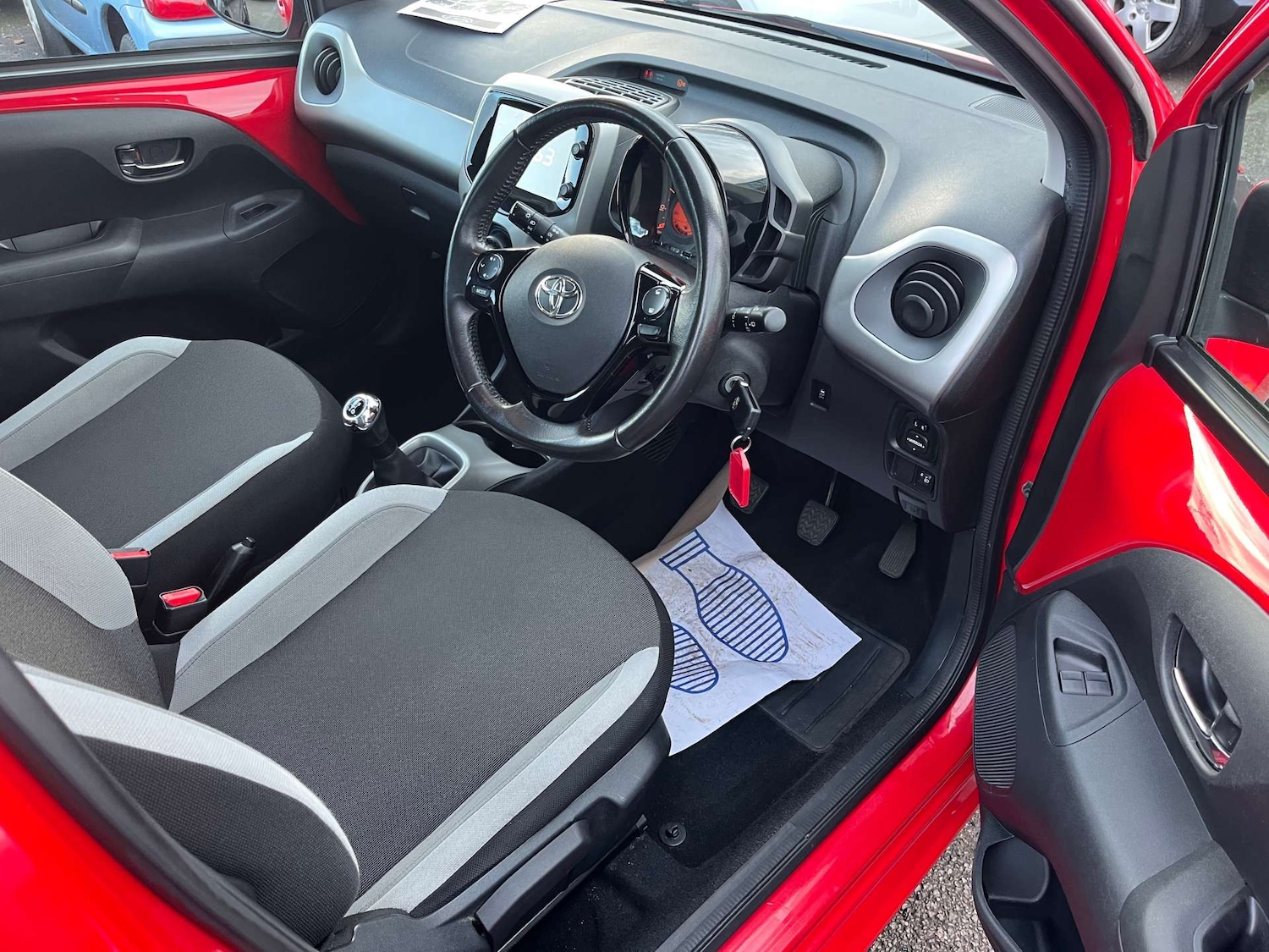 Used Toyota AYGO 2016 for sale - 76830889: Photo 18