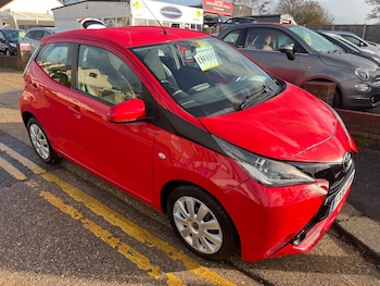 2016 - 1.0 Aygo X-Play VVT-i 5dr