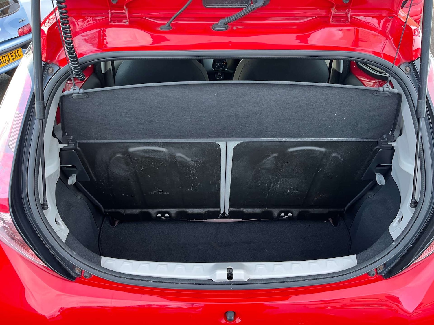 Used Toyota AYGO 2016 for sale - 76830889: Photo 9