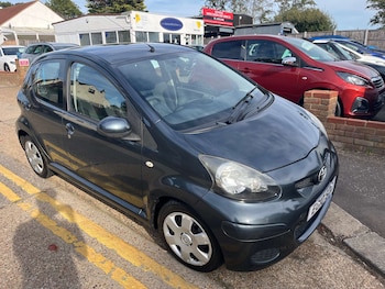 Toyota - AYGO