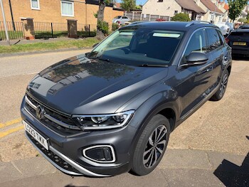 Used Volkswagen T-Roc 2023 for sale - 78458920: Photo