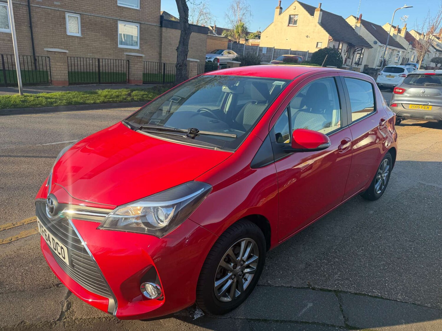 Used Toyota Yaris 2014 for sale - 77813649: Photo 3