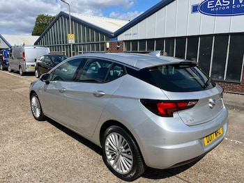 Used Vauxhall Astra 2017 for sale - 75528418: Photo