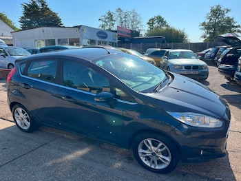 Used Ford Fiesta 2015 for sale - 79525098: Photo