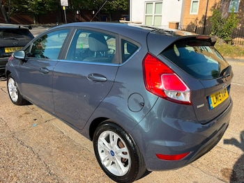 Used Ford Fiesta 2015 for sale - 79525098: Photo
