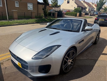 Used Jaguar F-Type 2018 for sale - 79023240: Photo