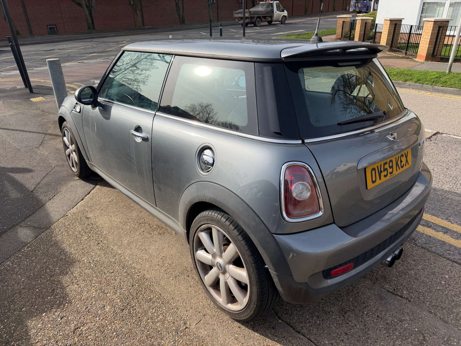 Used MINI Hatch 2009 for sale - 77590542: Photo 2