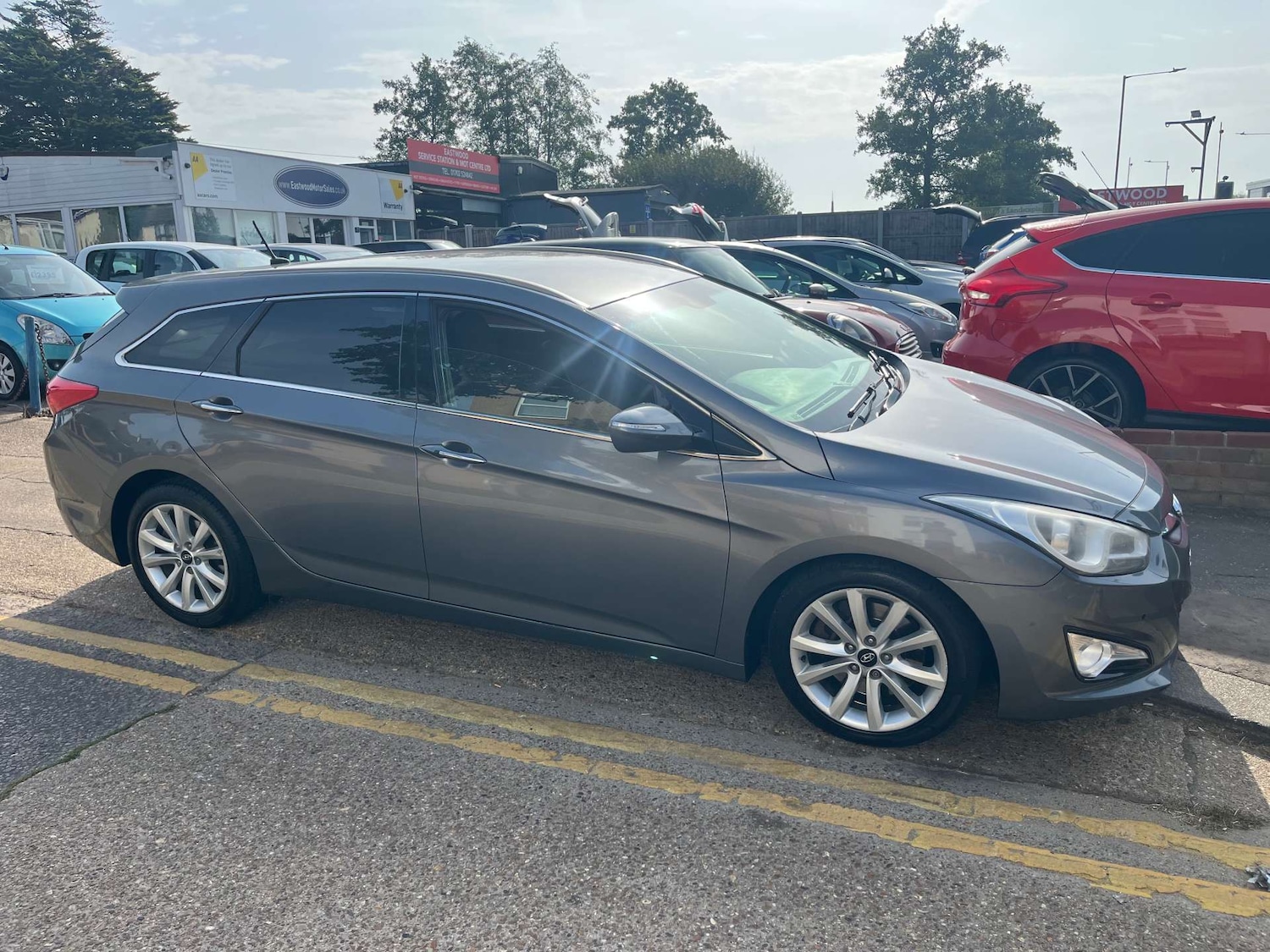 Used Hyundai i40 2011 for sale - 76278099: Photo 3