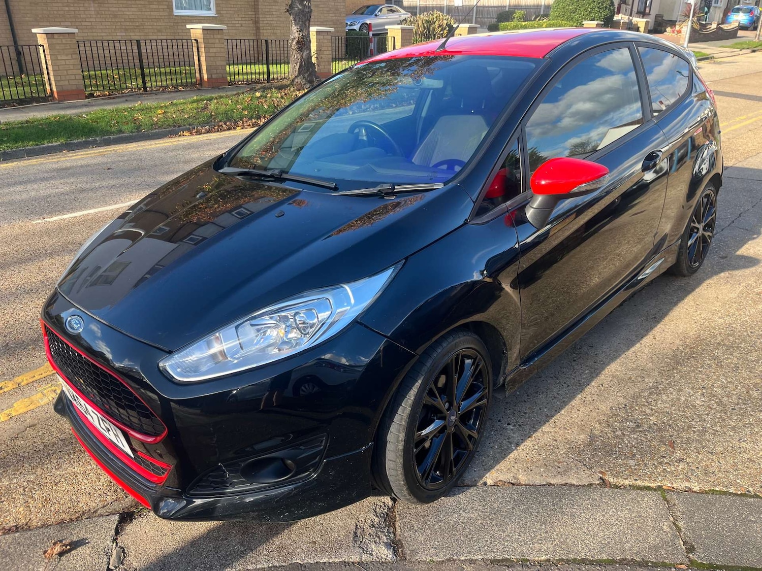 Used Ford Fiesta 2014 for sale - 76366195: Photo 3