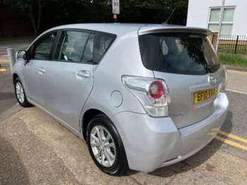 Used Toyota Verso 2010 for sale - 74769999: Photo