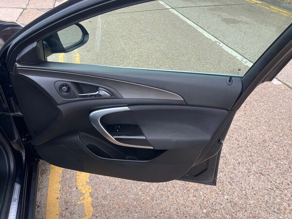 Used Vauxhall Insignia 2012 for sale - 76278079: Photo 14