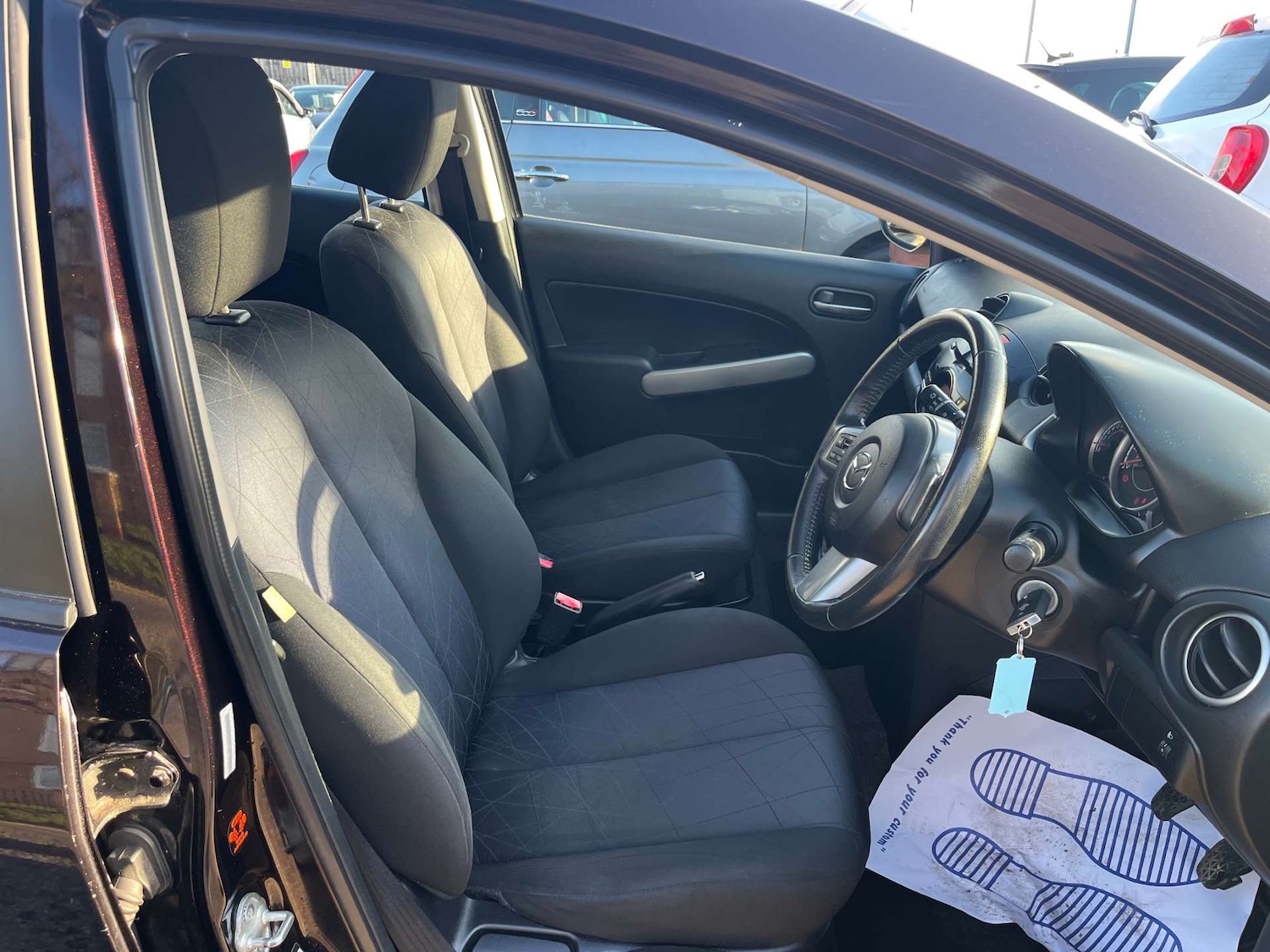 Used Mazda Mazda2 2012 for sale - 76726113: Photo 10