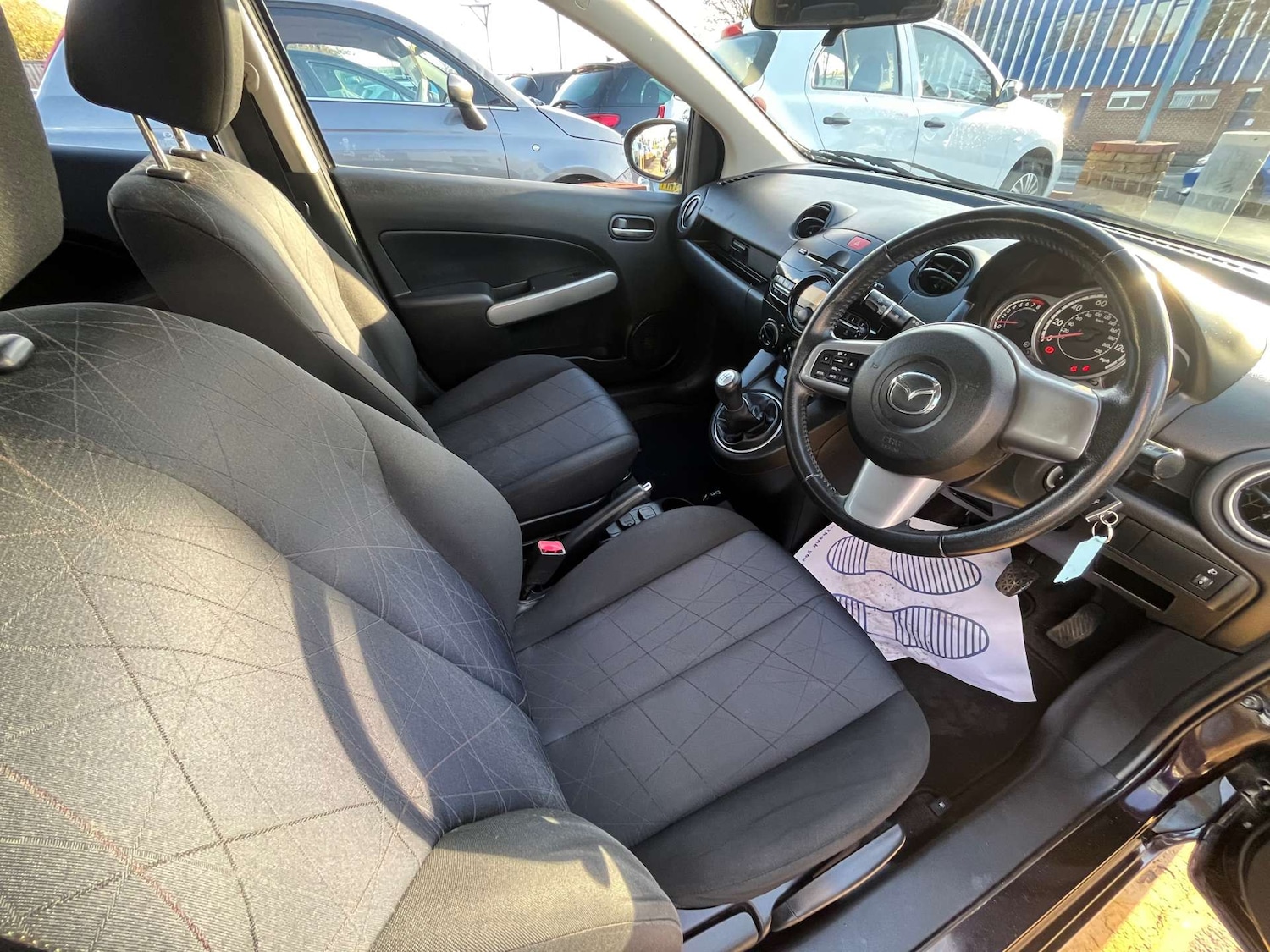 Used Mazda Mazda2 2012 for sale - 76726113: Photo 11