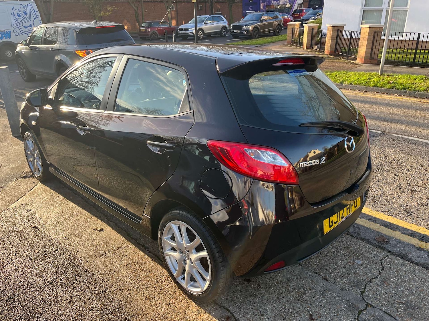 Used Mazda Mazda2 2012 for sale - 76726113: Photo 2