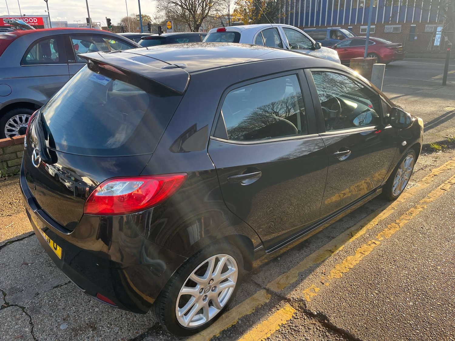 Used Mazda Mazda2 2012 for sale - 76726113: Photo 4