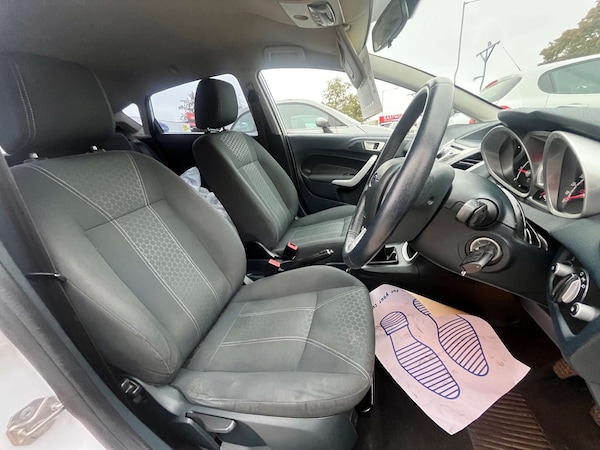 Used Ford Fiesta 2011 for sale - 76266407: Photo 12