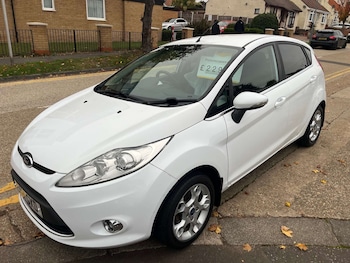 Used Ford Fiesta 2011 for sale - 76266407: Photo 3