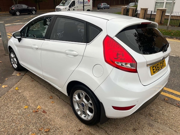 Used Ford Fiesta 2011 for sale - 76266407: Photo 6