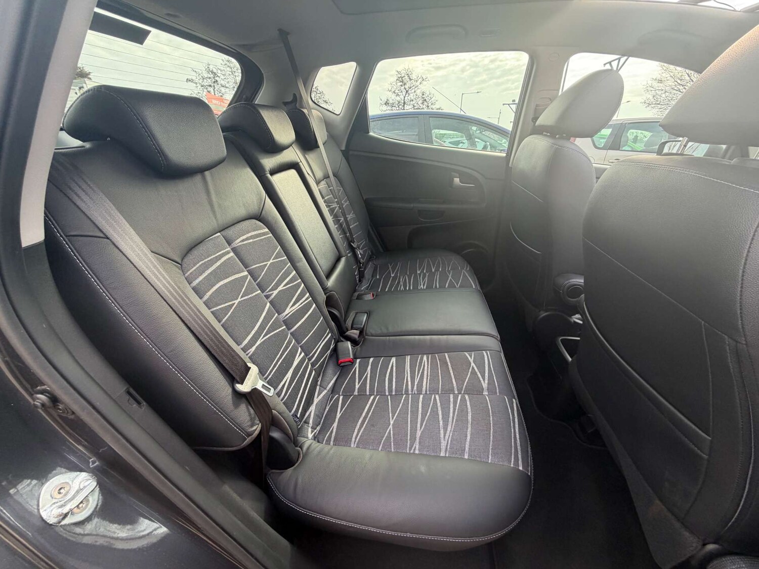 Used Kia Venga 2015 for sale - 77639575: Photo 15