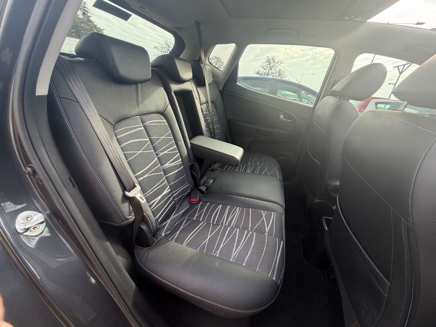 Used Kia Venga 2015 for sale - 77639575: Photo 16