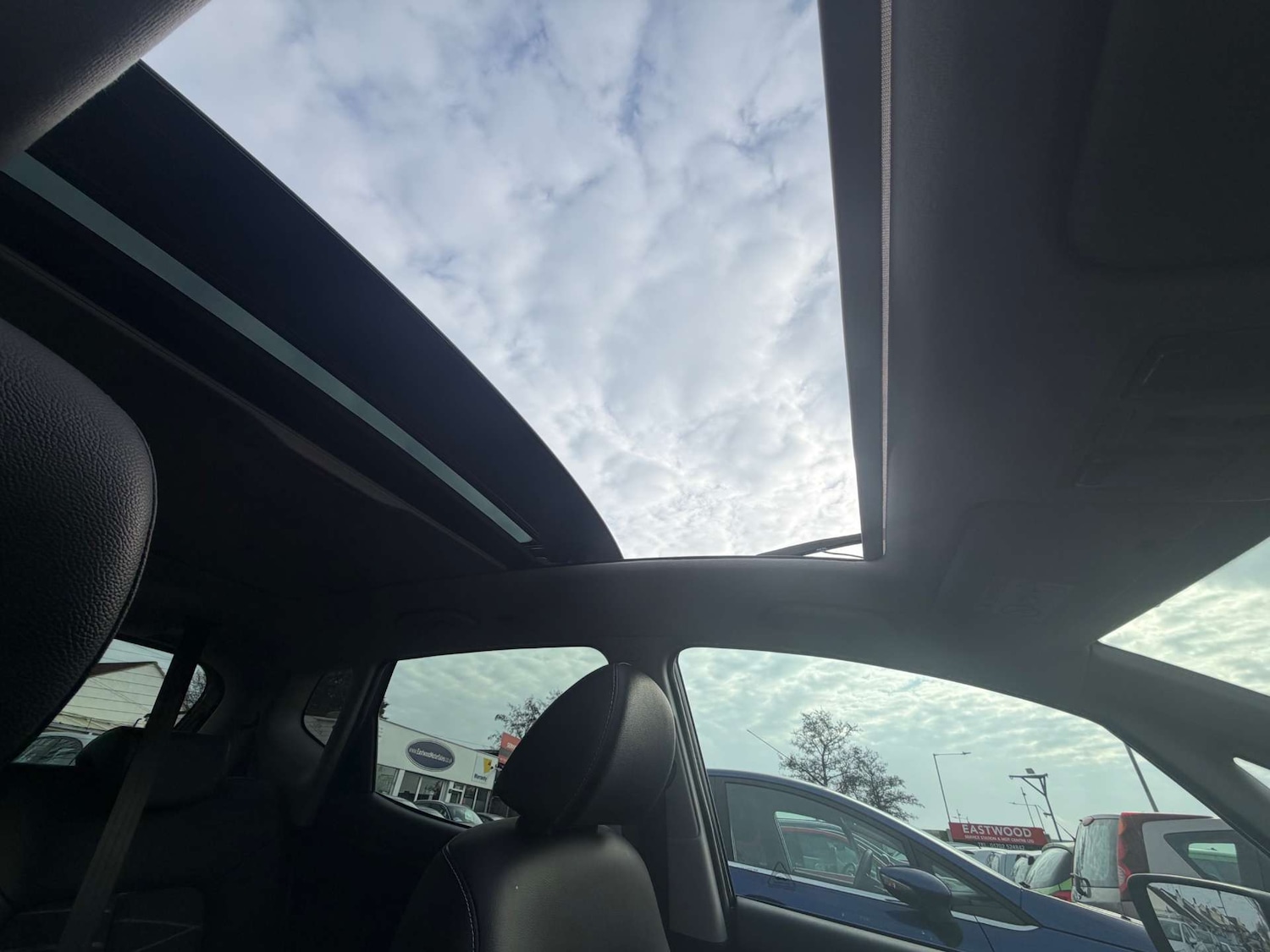 Used Kia Venga 2015 for sale - 77639575: Photo 18