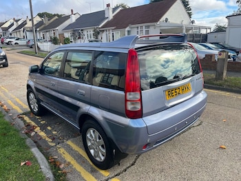 Used Honda HR-V 2002 for sale - 76577467: Photo